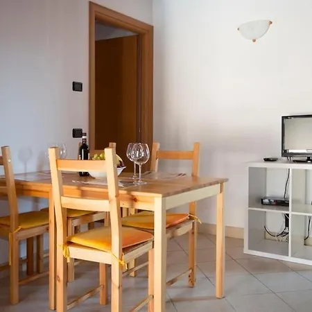 Attico Per 4 Persone Domaso