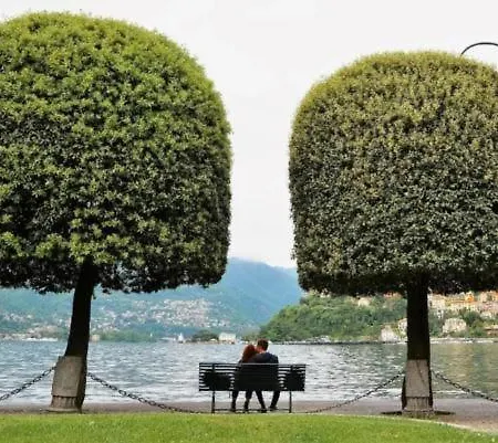 Attico Per 4 Persone Domaso